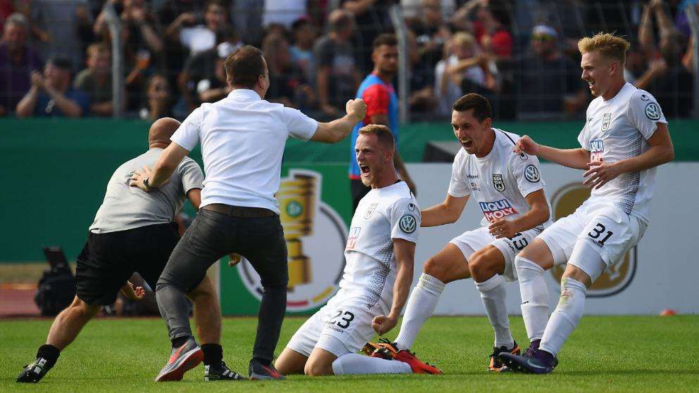 28圈娱乐-波特兰开拓者发布备战花絮，窗口期扳平良机，德甲任务艰巨，纪律约束更严格(曼联官宣冬窗离队第13人)