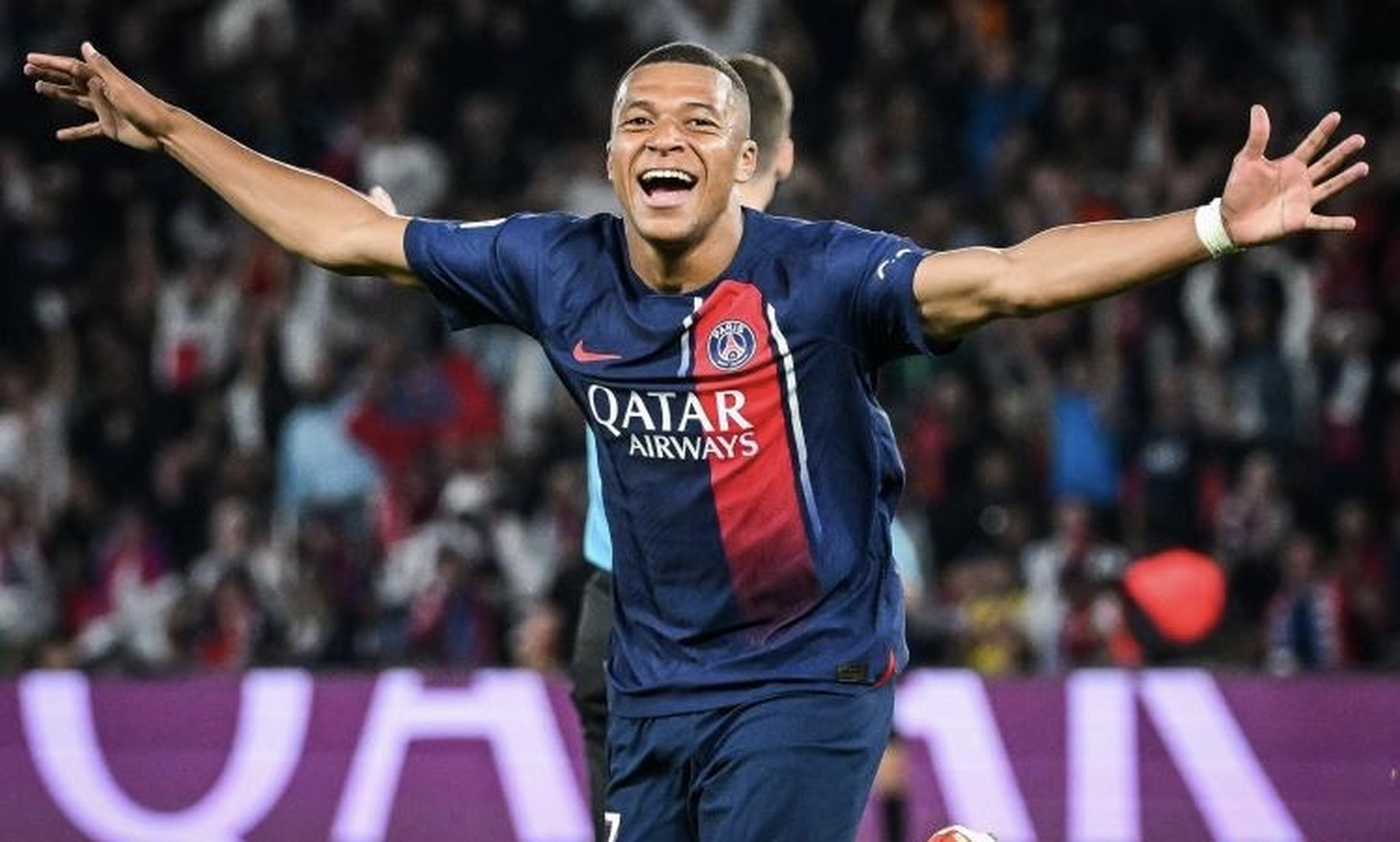 28圈电竞-包含姆巴佩连续二十场比赛得分超过赛况扑朔迷离，巴黎圣日耳曼挑战极限！的词条